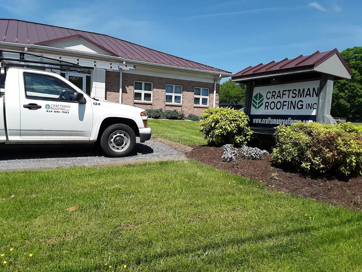 Quality Roof Replacement by experienced craftsmen in Manchaca